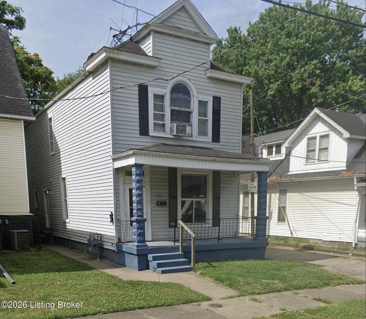 414 M St, Louisville - photo 1 of 6
