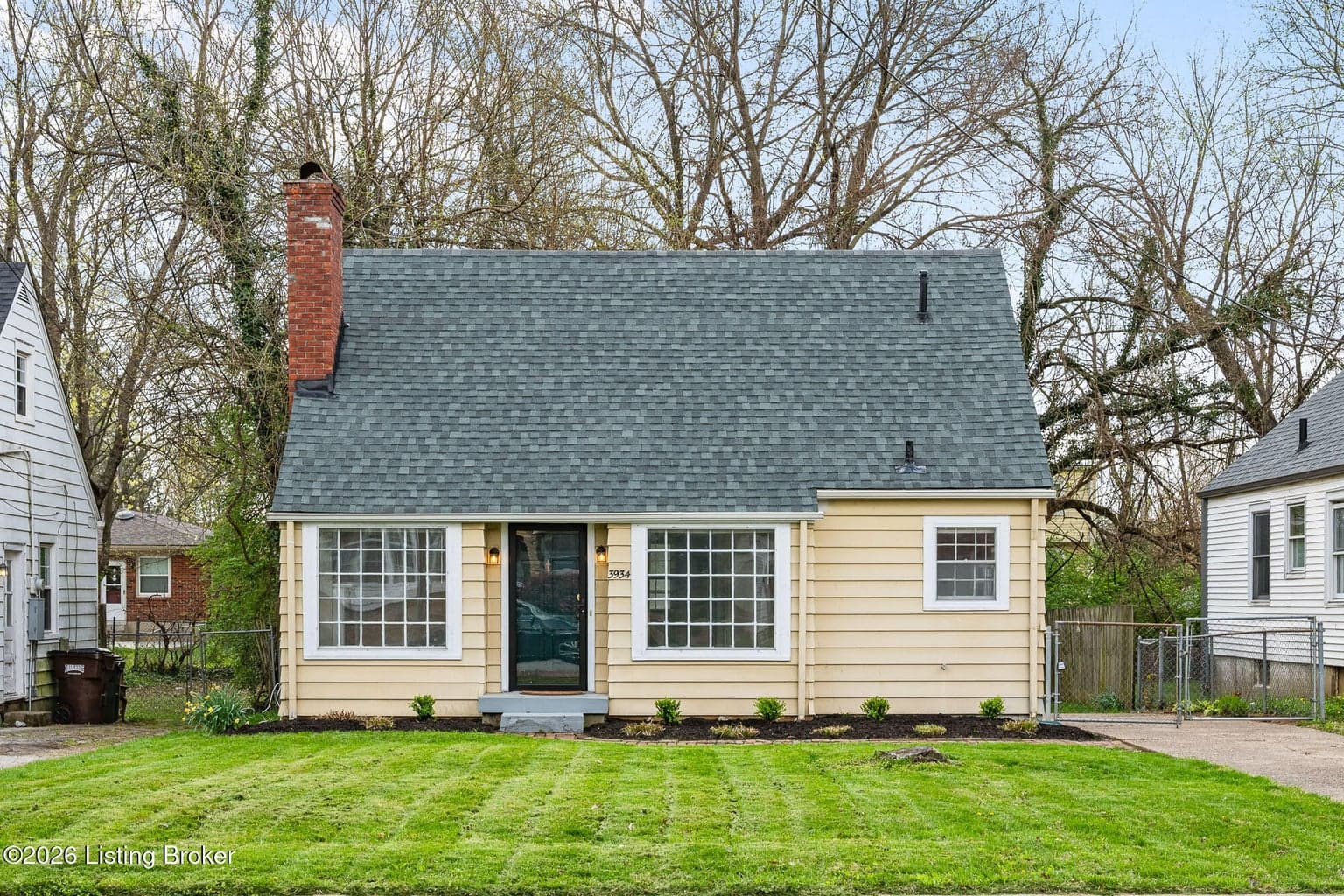 3934 Kennison Ave, Louisville - photo 1 of 32