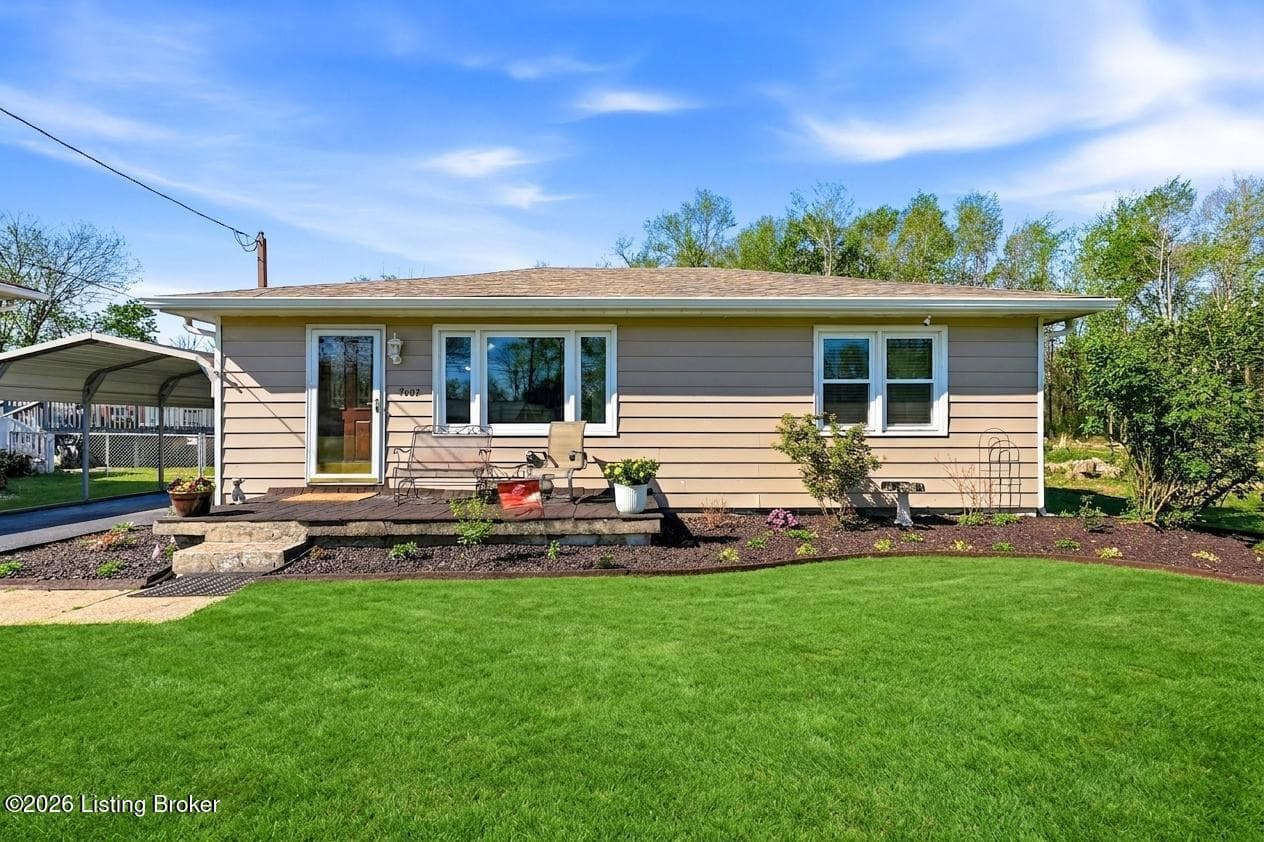 9602 Manslick Rd, Louisville - photo 1 of 34