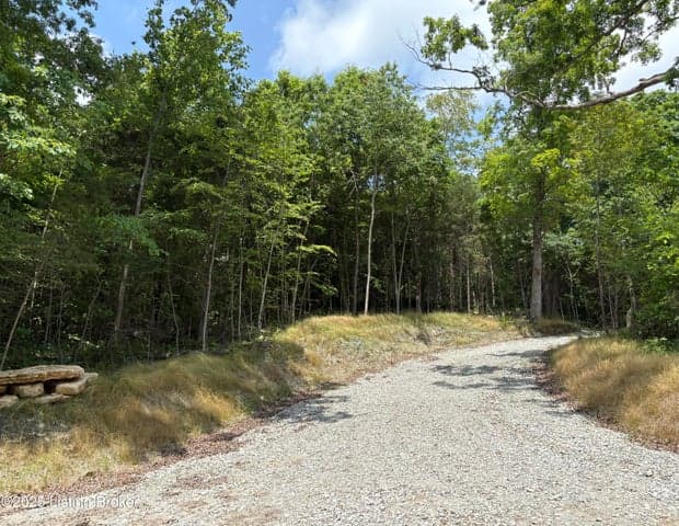 6405 New Cut Rd, Crestwood