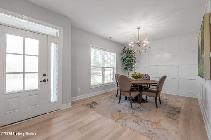 14101 Kings Chapel Way, Louisville - photo 3 of 26