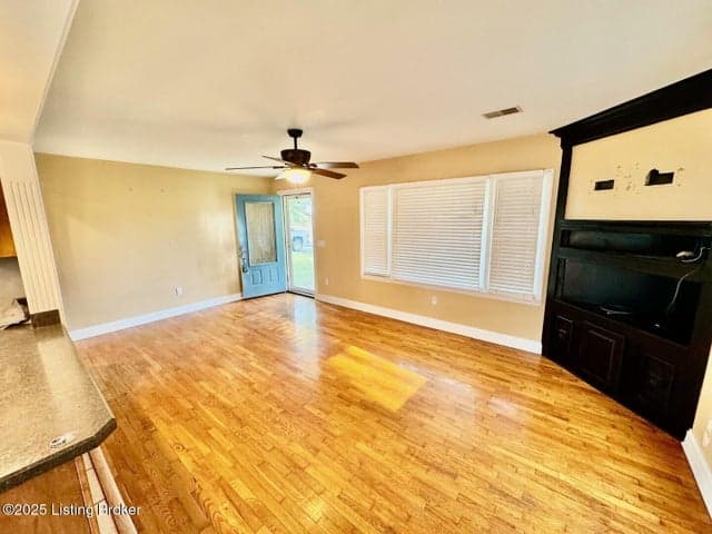 6374 Mackville Rd, Springfield - photo 5 of 25