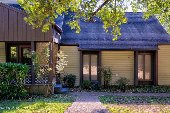 741 Middle Way, Louisville - photo 3 of 45