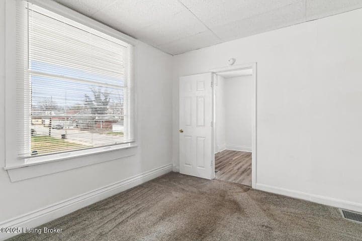 2604 Hale Ave, Louisville - photo 5 of 37