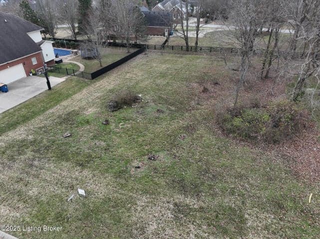 7202 Star Barn Ln, Crestwood - photo 4 of 12