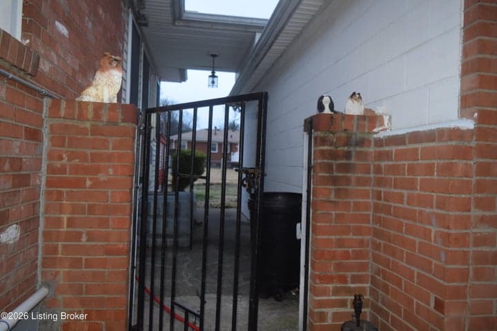 1316 Joni Dr, Louisville - photo 5 of 77