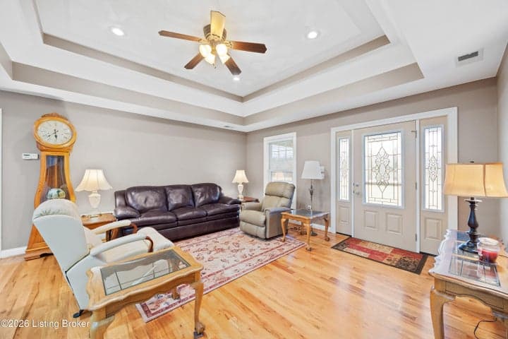 1936 Valley Hill Rd, Springfield - photo 5 of 38