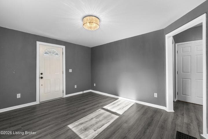 1601 Shelby St, Louisville - photo 5 of 24