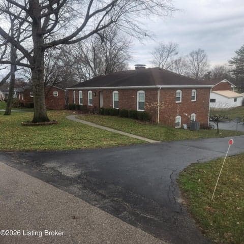 1208 Pradero Dr, Frankfort - photo 2 of 43