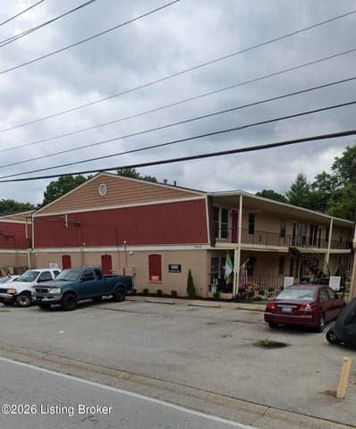 1962 Goldsmith Ln, Louisville