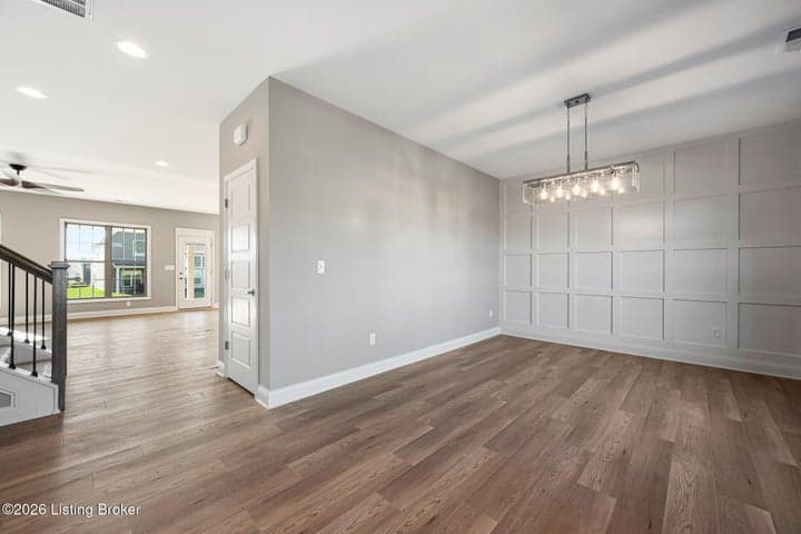 3606 Ringing Bell Ln, Louisville - photo 5 of 39