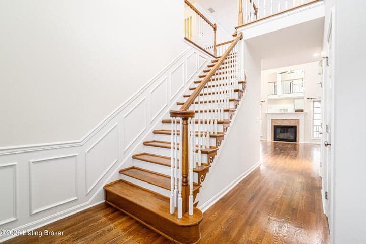 11124 Blade Crest Way, Louisville - photo 5 of 51