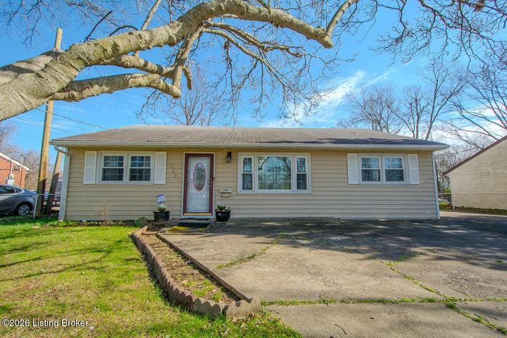 7207 Ethan Allen Way, Louisville