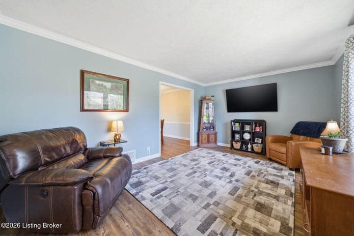 10509 Larkhall Ct, Louisville - photo 5 of 57