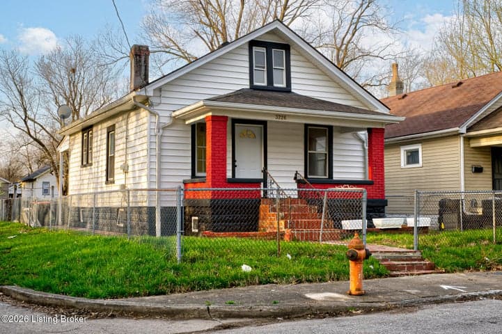 3226 Jefferson St, Louisville - photo 3 of 32