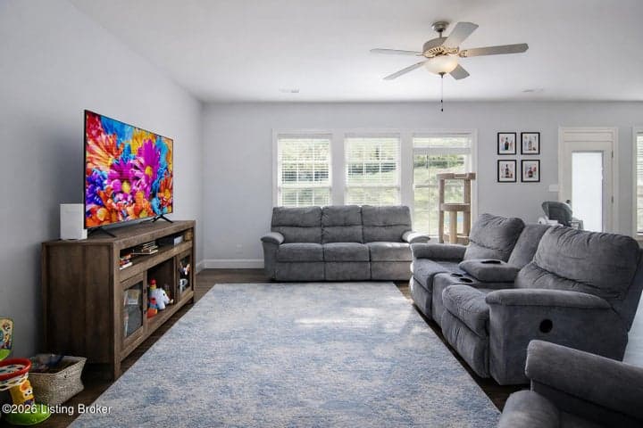 332 White Cliffs Ln, Frankfort - photo 4 of 17