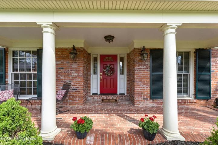 2101 Camargo Rd, Louisville - photo 4 of 53