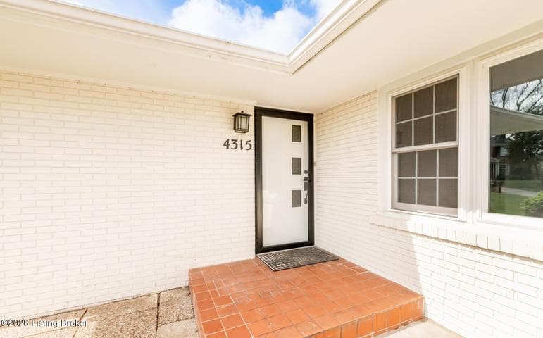 4315 Foeburn Ln, Louisville - photo 4 of 54