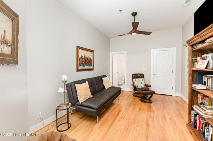 2011 Frankfort Ave, Louisville - photo 5 of 61