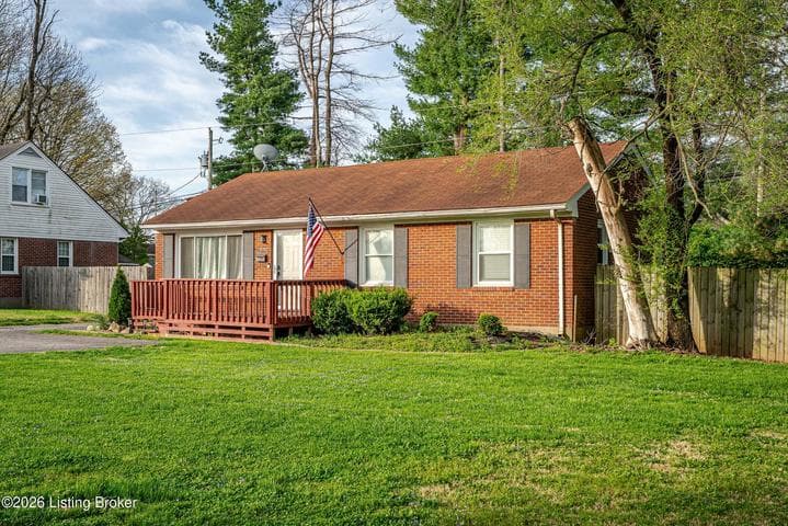 2500 Browns Ln, Louisville - photo 2 of 38