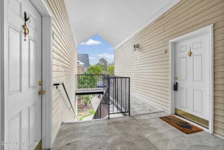 1110 Westlynne Pl, Louisville - photo 3 of 59