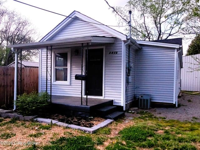 1625 Berry Blvd, Louisville - photo 2 of 12