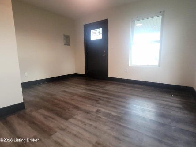 1625 Berry Blvd, Louisville - photo 4 of 12