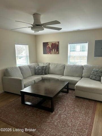 1345 Cleo Ave, Louisville - photo 4 of 10