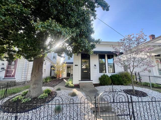 213 Pope St, Louisville