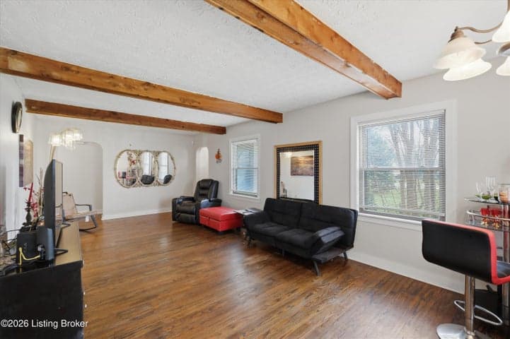 2907 Ralph Ave, Louisville - photo 5 of 31