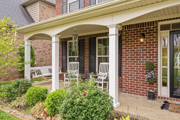 321 Cranbury Way, Louisville - photo 4 of 56